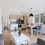 Reetdachhaus 22 Auf Usedom Сasa de vacaciones *
