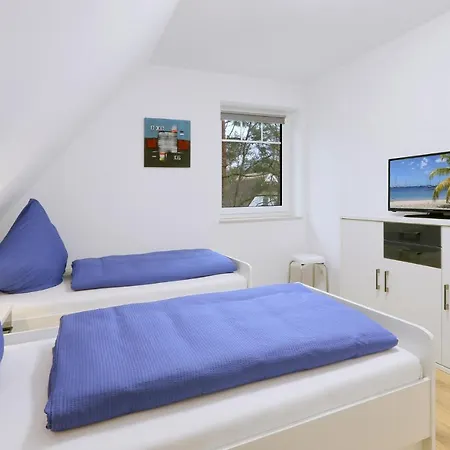 Reetdachhaus 22 Auf Usedom Сasa de vacaciones
