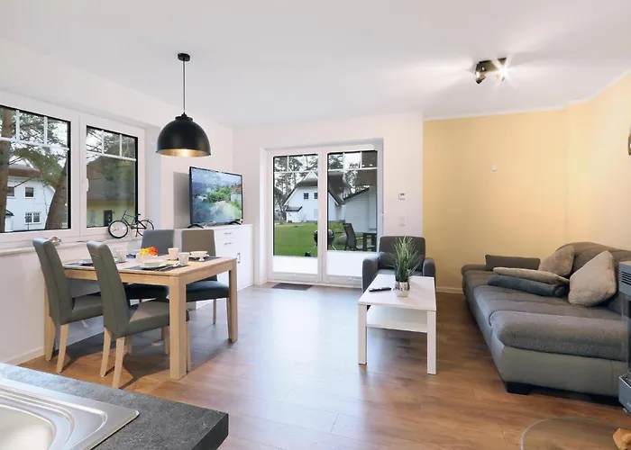 度假居 Reetdachhaus 22 Auf Usedom